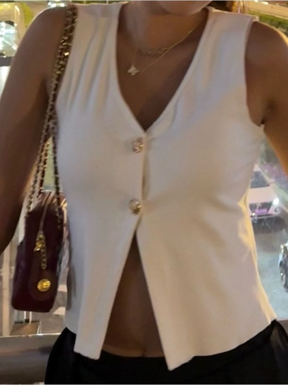 Elegant Cream Button-Front V-Neck Sleeveless Top